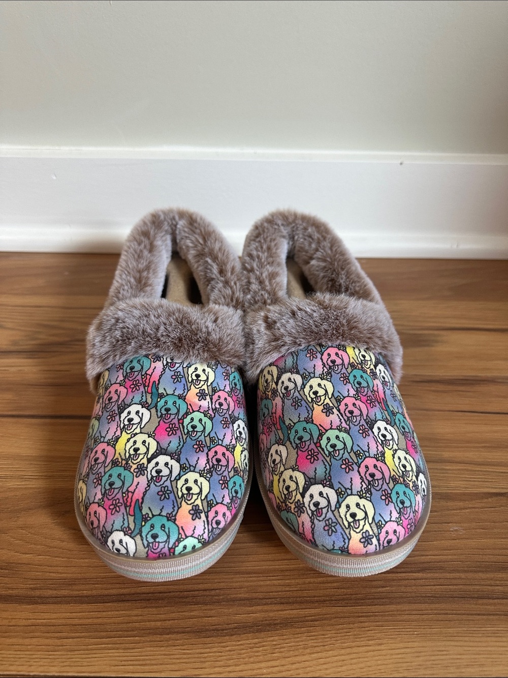 Skechers BOBS too cozy pooch parade